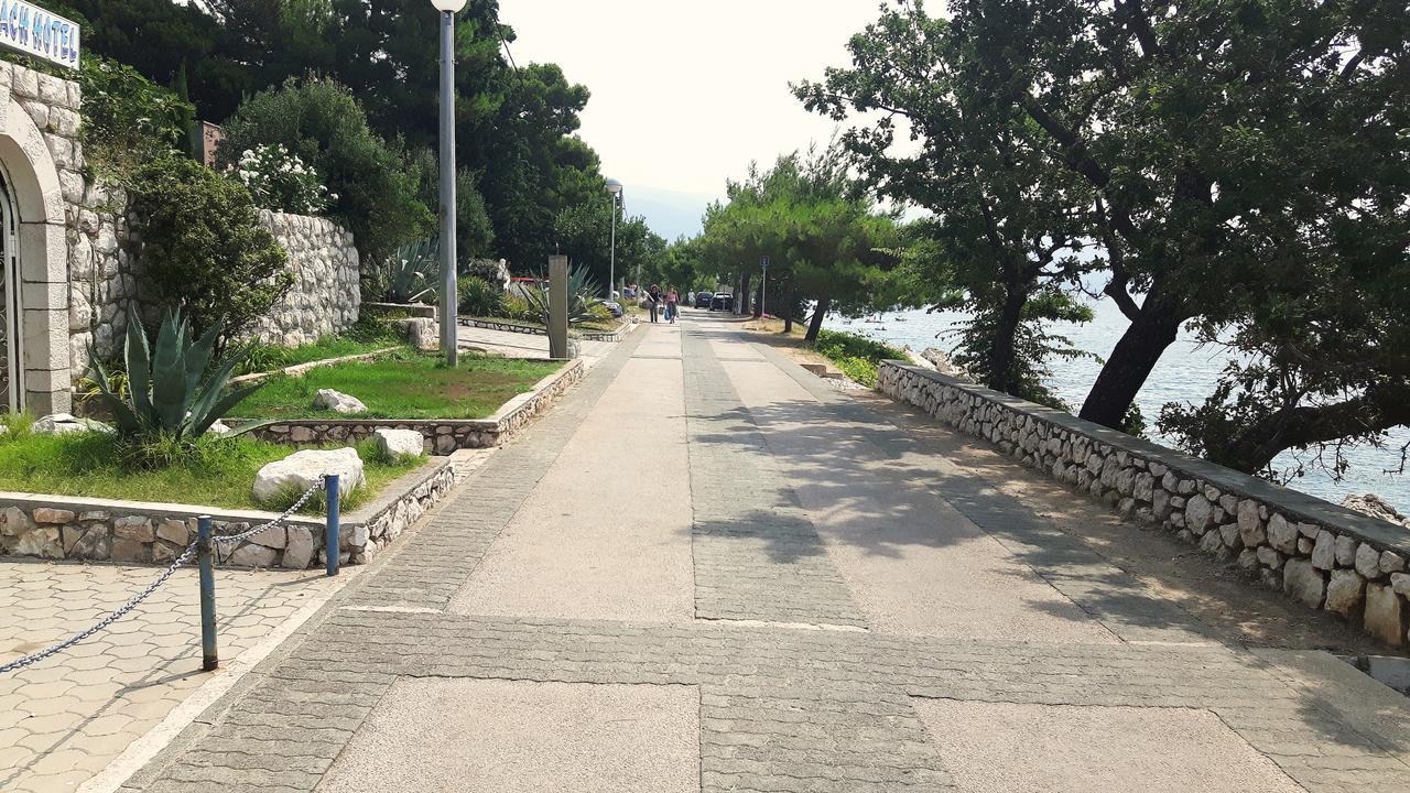 Adria Beach Guest House Novi Vinodolski Extérieur photo